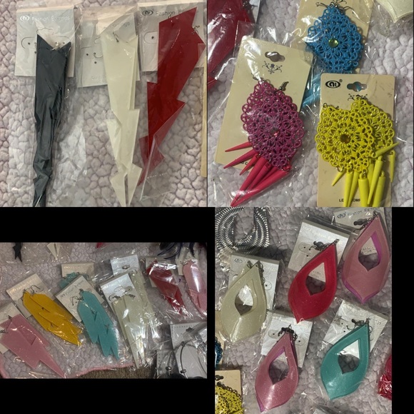 If anyone is interested... $10 earrings for sale! - Picture 2 of 5